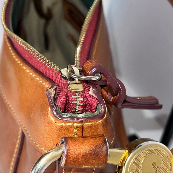 Vintage Dooney & Bourke 1975 Tan Leather Hobo Bag     RARE! - Picture 11 of 16